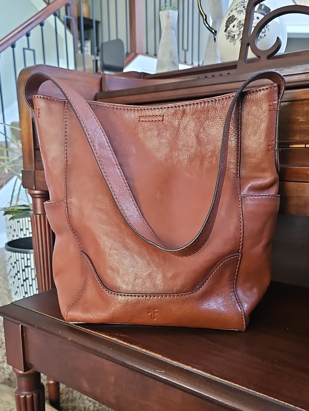 Frye Leather Side Pocket Hobo Purse Cognac  Shoulder Bag